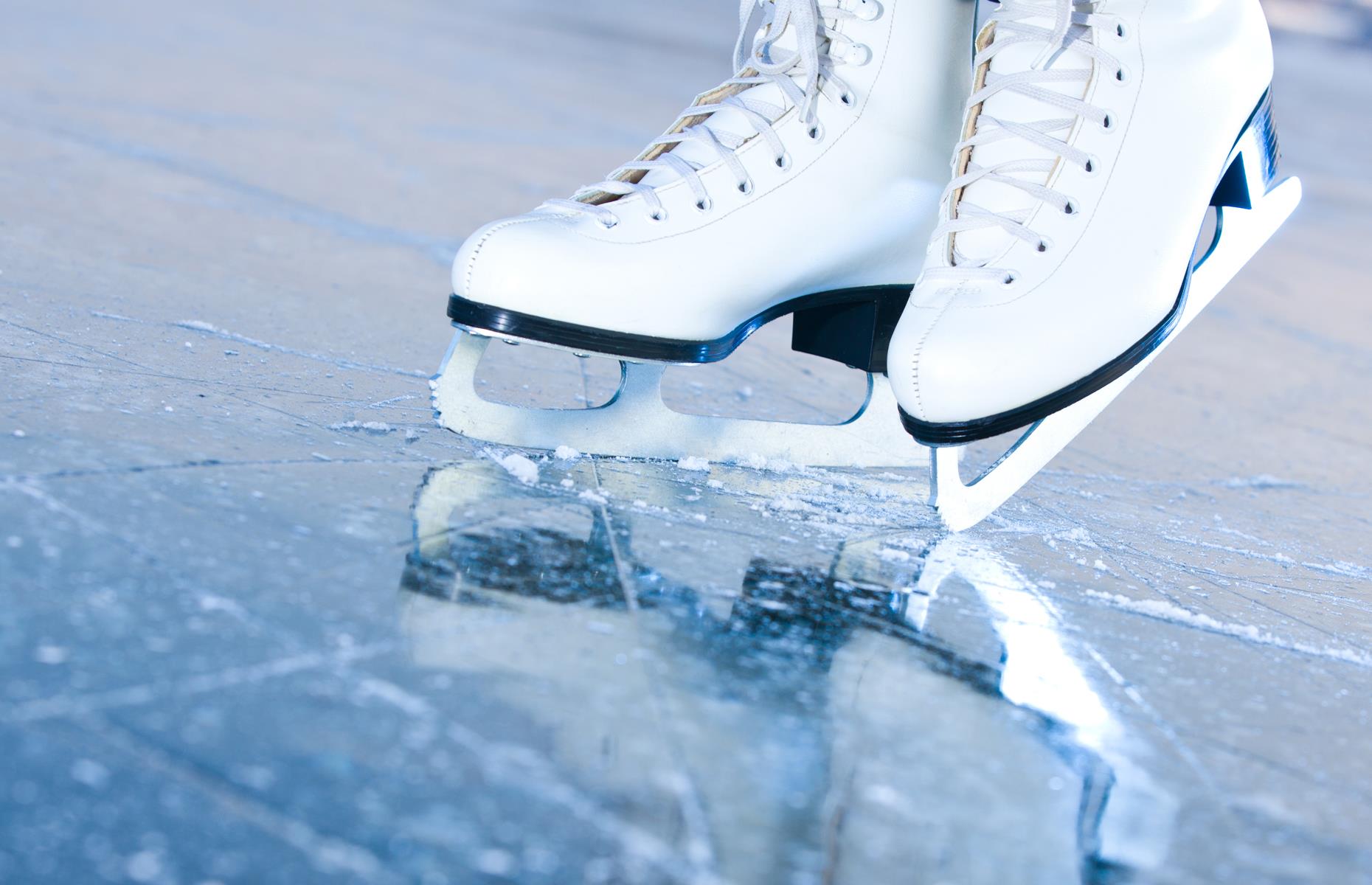 Vera Wang: ice skater to journalist to fashion designer 